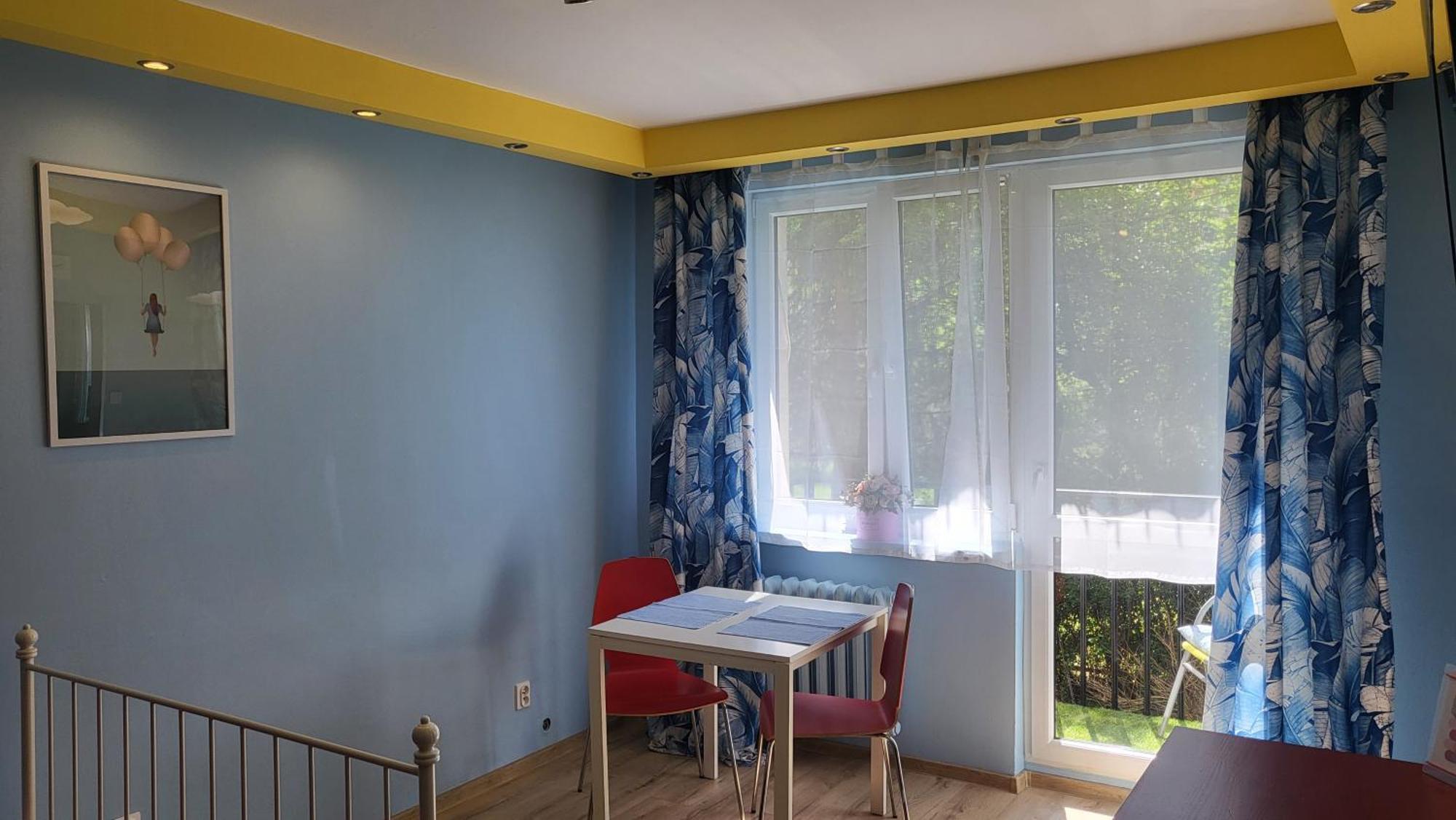 Studiospanie Studio Kapitana Z Balkonem Na Parterze กดัญสก์ ภายนอก รูปภาพ